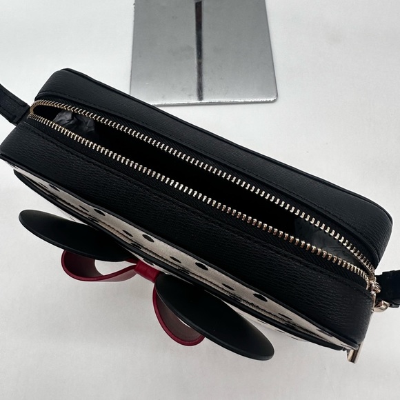 Disney X Kate Spade New York Minnie Mouse Crossbody Bag - Picture 4 of 10